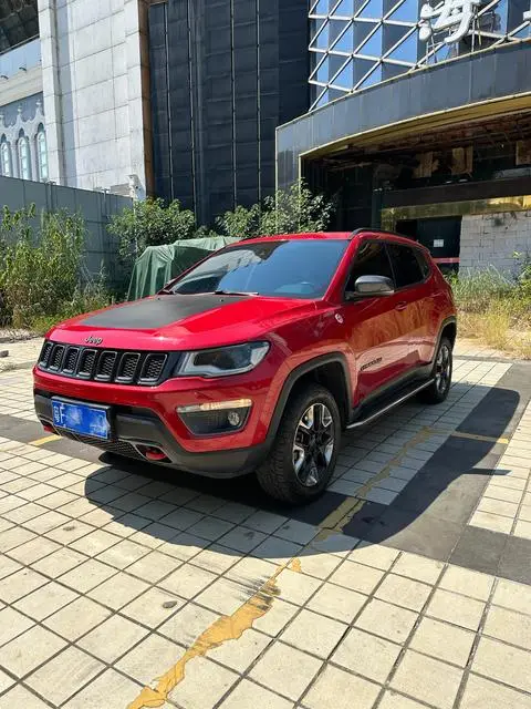 Jeep 指南者 2017