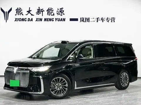 Voyah 梦想家 PHEV 2025