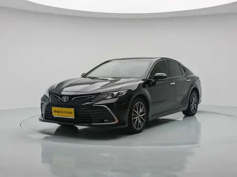 Toyota Camry 2021 — фото 1
