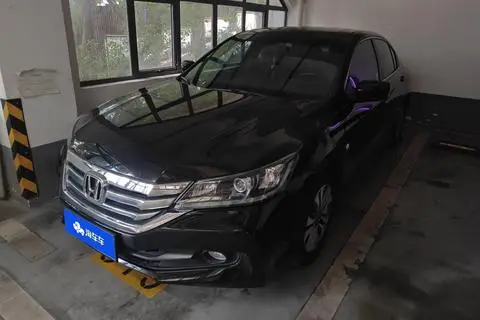 Honda Accord 2015 — фото 1