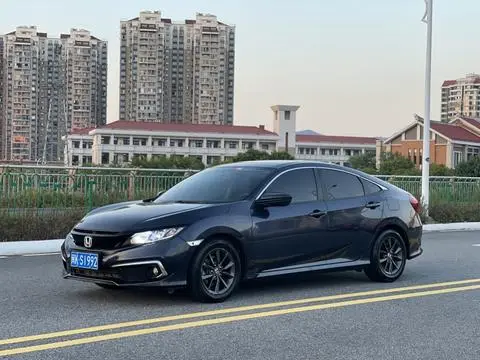 Honda Civic 2019 — фото 1