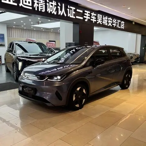 BYD Dolphin 2025