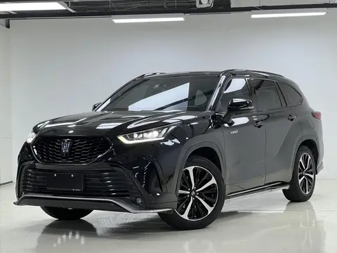 Toyota Crown Kluger 2022