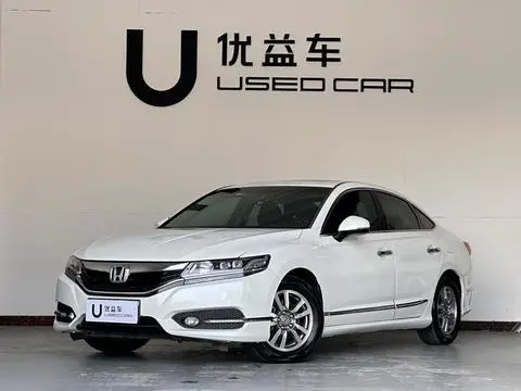 Honda 思铂睿 2017 — фото 1