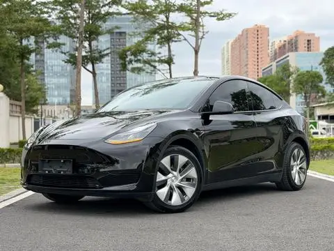 Tesla Model Y 2022 — фото 1