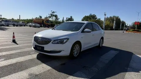 Buick Excelle GT 2015 — фото 1