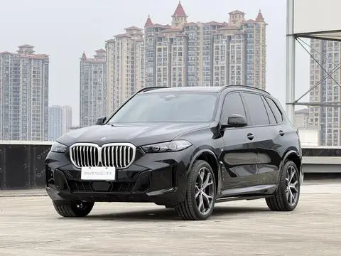 BMW X5 2025 — фото 1