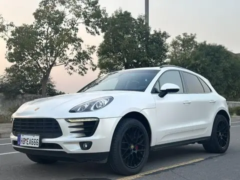 Porsche Macan 2014