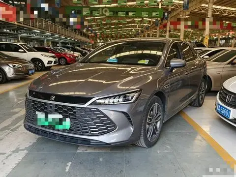 BYD 秦PLUS DM 2025 — фото 1