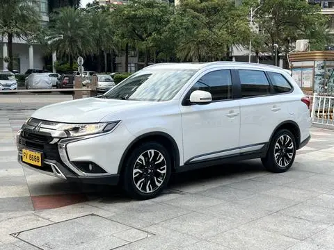 Mitsubishi 欧蓝德 2019