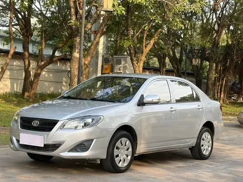 Toyota Corolla Altis 2013