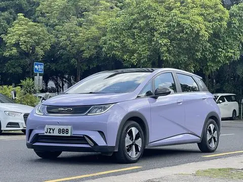 BYD Dolphin 2023 — фото 1