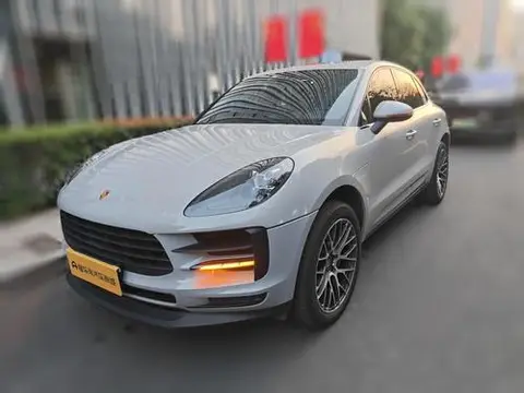 Porsche Macan 2021 — фото 1