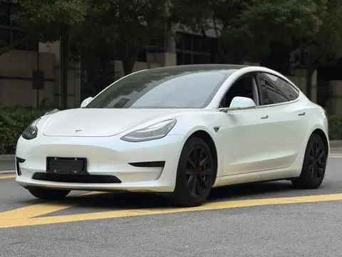 Tesla Model 3 2020 — фото 1