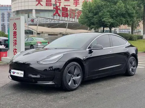 Tesla Model 3 2021 — фото 1