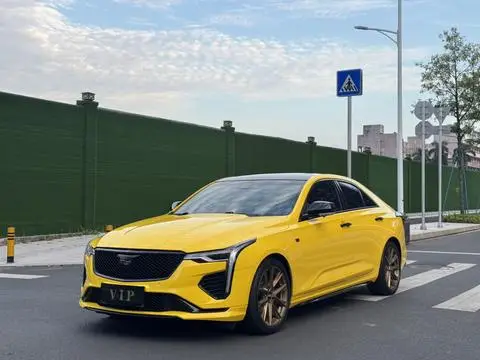 Cadillac CT4 2021