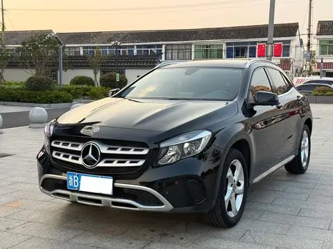 Mercedes-Benz GLA 2017