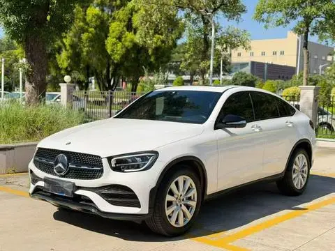 Mercedes-Benz GLC轿跑 2020 — фото 1
