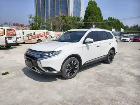 Mitsubishi 欧蓝德 2020