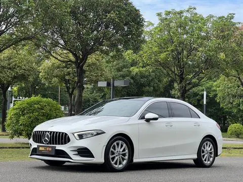 Mercedes-Benz A-Class 2022 — фото 1