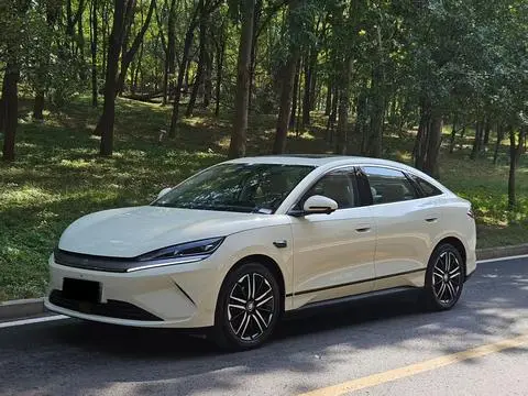 BYD 秦L EV 2025