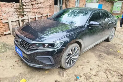 Volkswagen Passat 2025