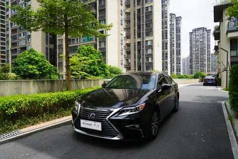 Lexus ES 2015