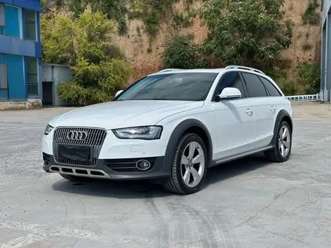 Audi A4 2014 — фото 1