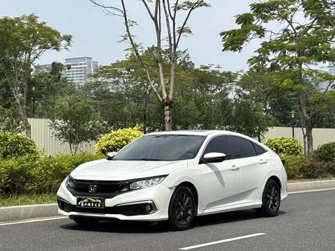 Honda Civic 2019 — фото 1