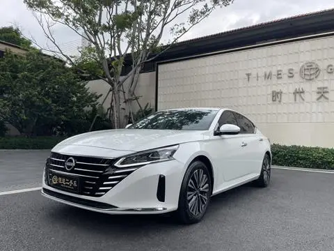 Nissan Teana 2024