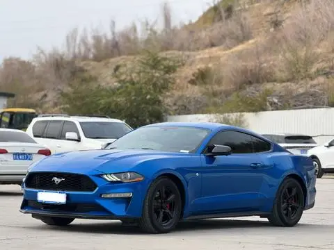 Ford Mustang 2020 — фото 1