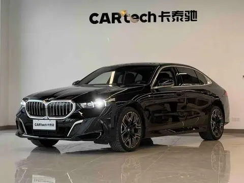 BMW 5 Series 2025