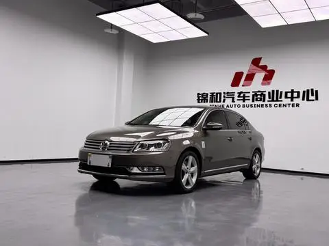 Volkswagen Magotan 2015