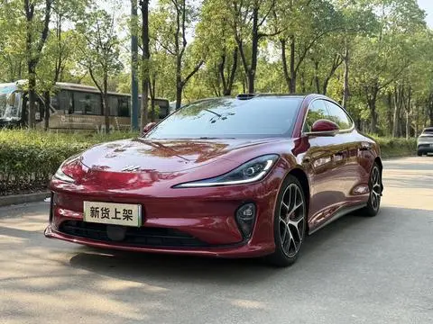 IM Motors 智己L6 2025