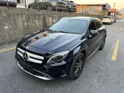 Mercedes-Benz GLA 2016