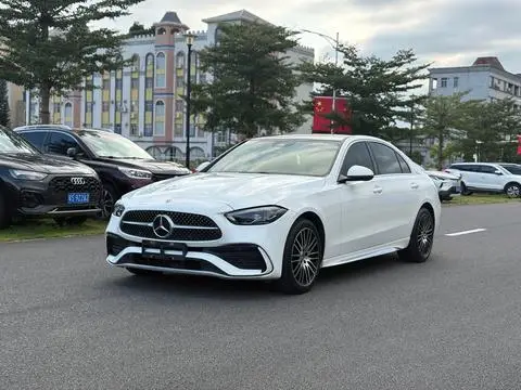 Mercedes-Benz C-Class 2023 — фото 1