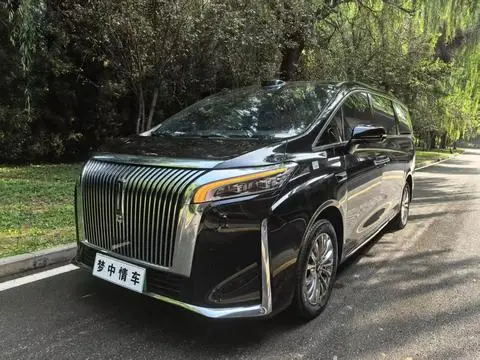 Wey 高山 PHEV 2025