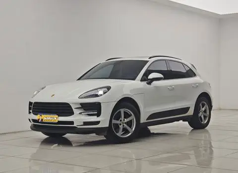 Porsche Macan 2018 — фото 1