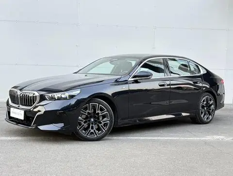 BMW 5 Series 2025