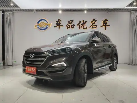 Hyundai 途胜 2015