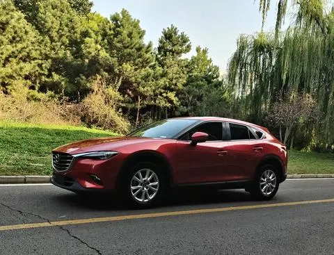 Mazda CX-4 2016 — фото 1