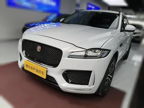 Jaguar F-PACE 2020