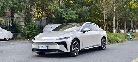 Dongfeng 007 2024