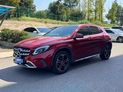 Mercedes-Benz GLA 2018 — фото 1
