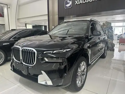 BMW X7 2023