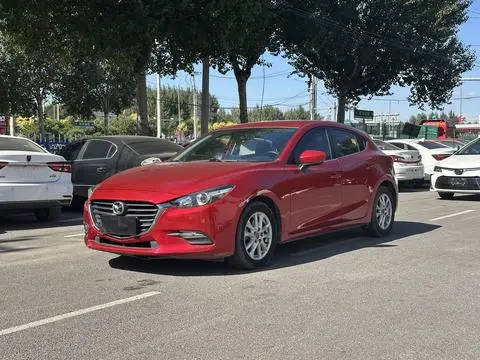 Mazda 3 昂克赛拉 2017 — фото 1