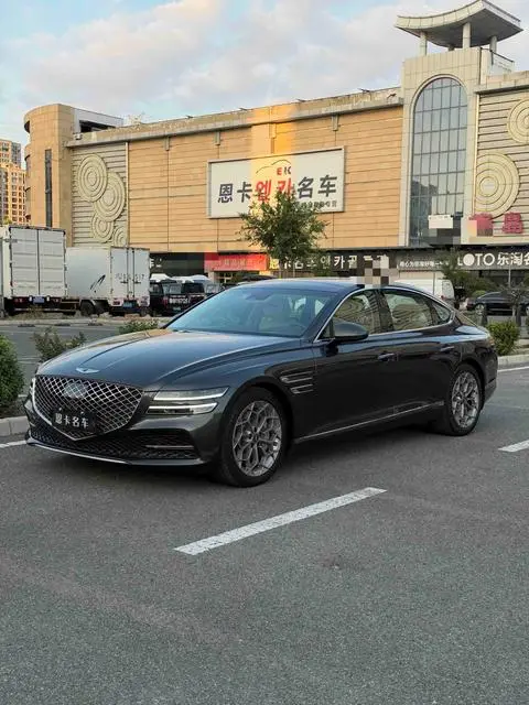 Genesis G80 2023