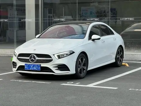 Mercedes-Benz A-Class 2022 — фото 1