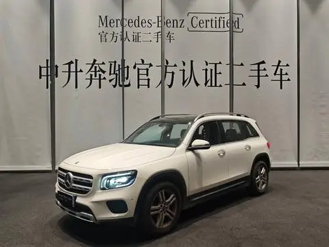 Mercedes-Benz GLB 2023