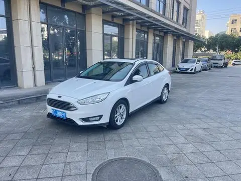 Ford Focus 2017 — фото 1